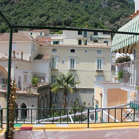 Casa Vacanze Nonna Raffa Amalfi Ngoại thất bức ảnh